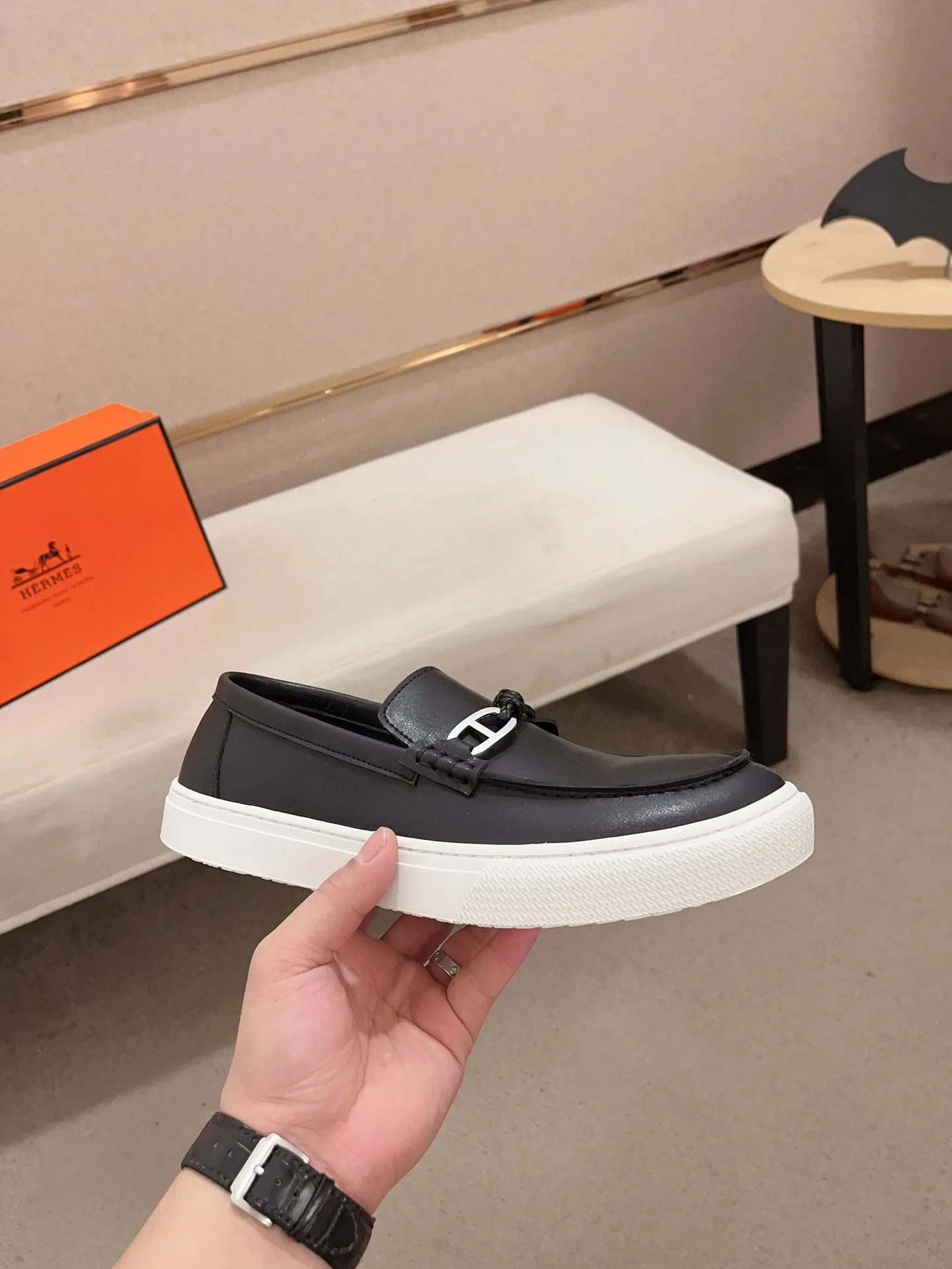 Men's clothing and shoes💰: 400💰《HERMES》【Classic Original Version】Hermès; Top 🔝 Purchasing Agency 🔍🔍Latest 🇺🇸Sold simultaneously at counters, original imported from Italy ▲▲Cow leather▲ ▲Exquisite workmanship (Italian 🇮🇹imported water-dyed 🐂cowhide lining) sole: original sole provided by the original factory, ⚠️exclusive double-layer activity·TPR·rubber·combined molded outsole; Code number: 36-46